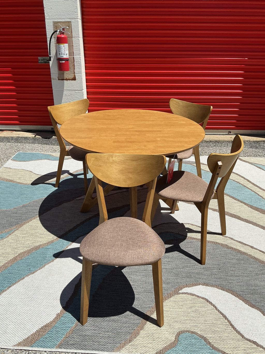 Elowen 5-Piece Round Dinning Set