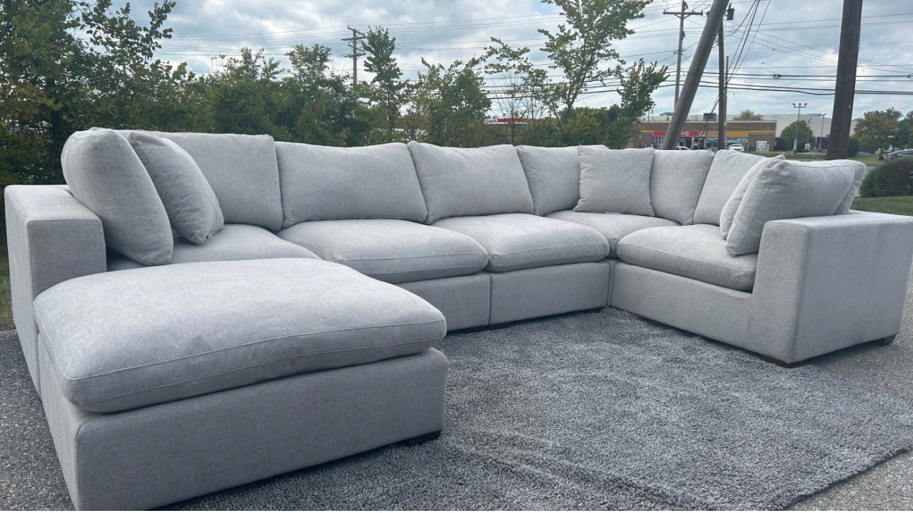 Thomasville (Lowell) 6 Piece Modular Sectional with Ottoman Set