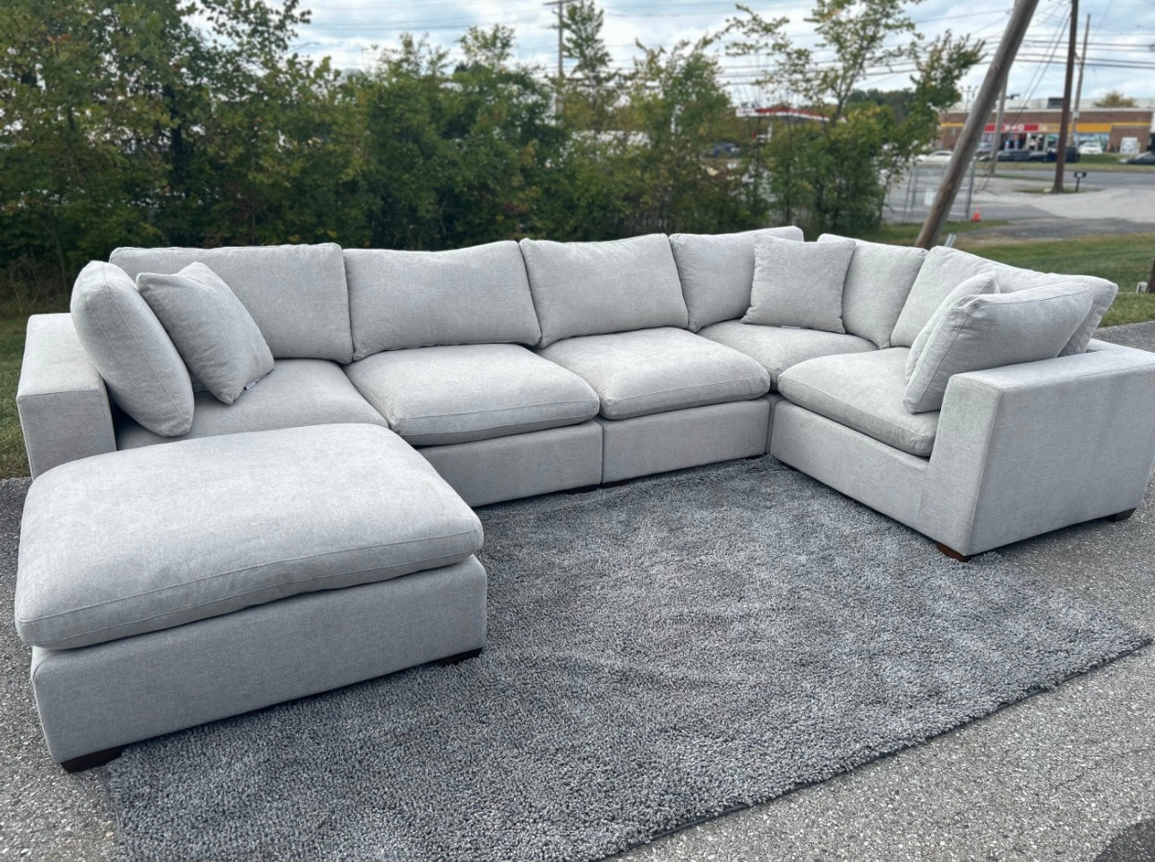 Thomasville (Lowell) 6 Piece Modular Sectional with Ottoman Set