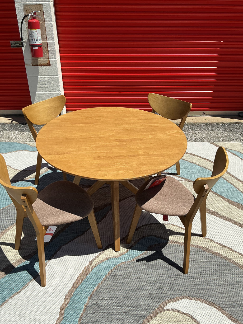 Elowen 5-Piece Round Dinning Set