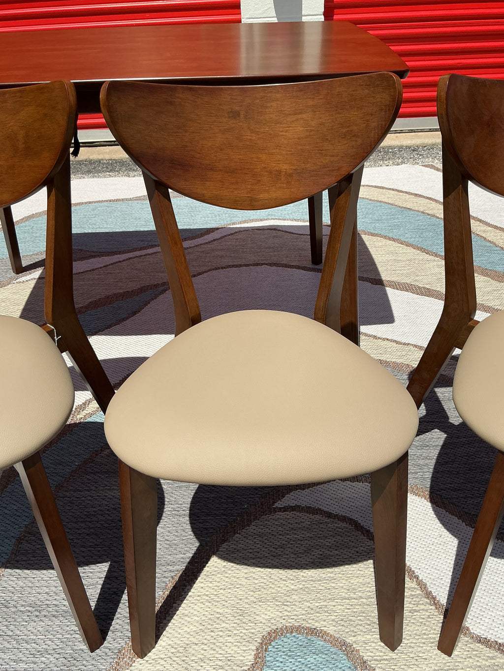 5-Piece Chestnut Rectangular Dinning Set