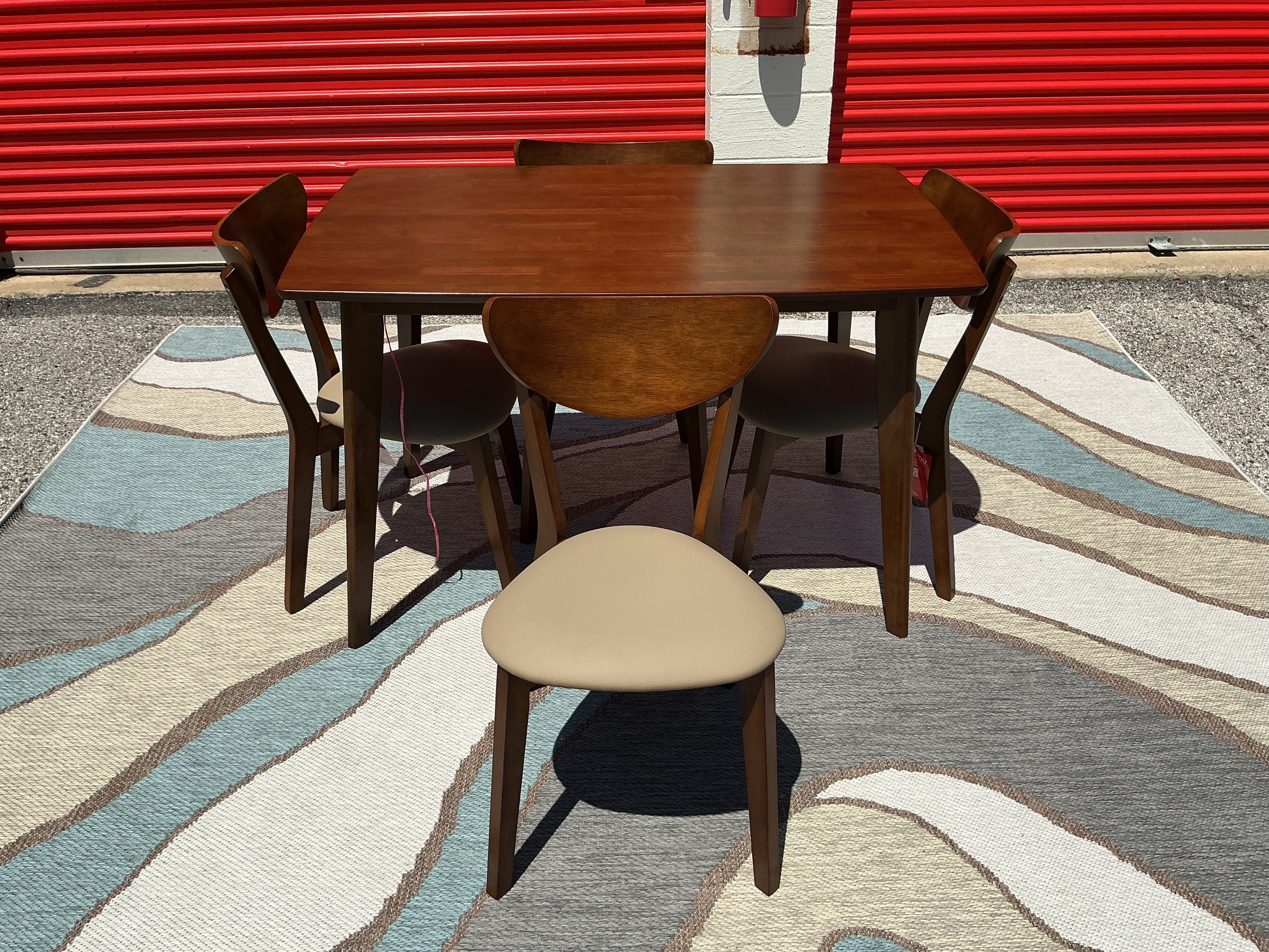 5-Piece Chestnut Rectangular Dinning Set