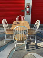 Allison 5-Piece Round Leaf Dinning Set