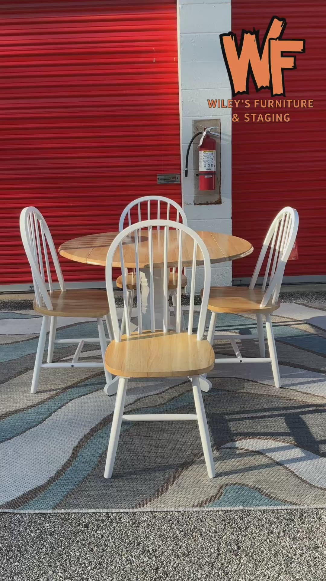 Allison 5-Piece Round Leaf Dinning Set
