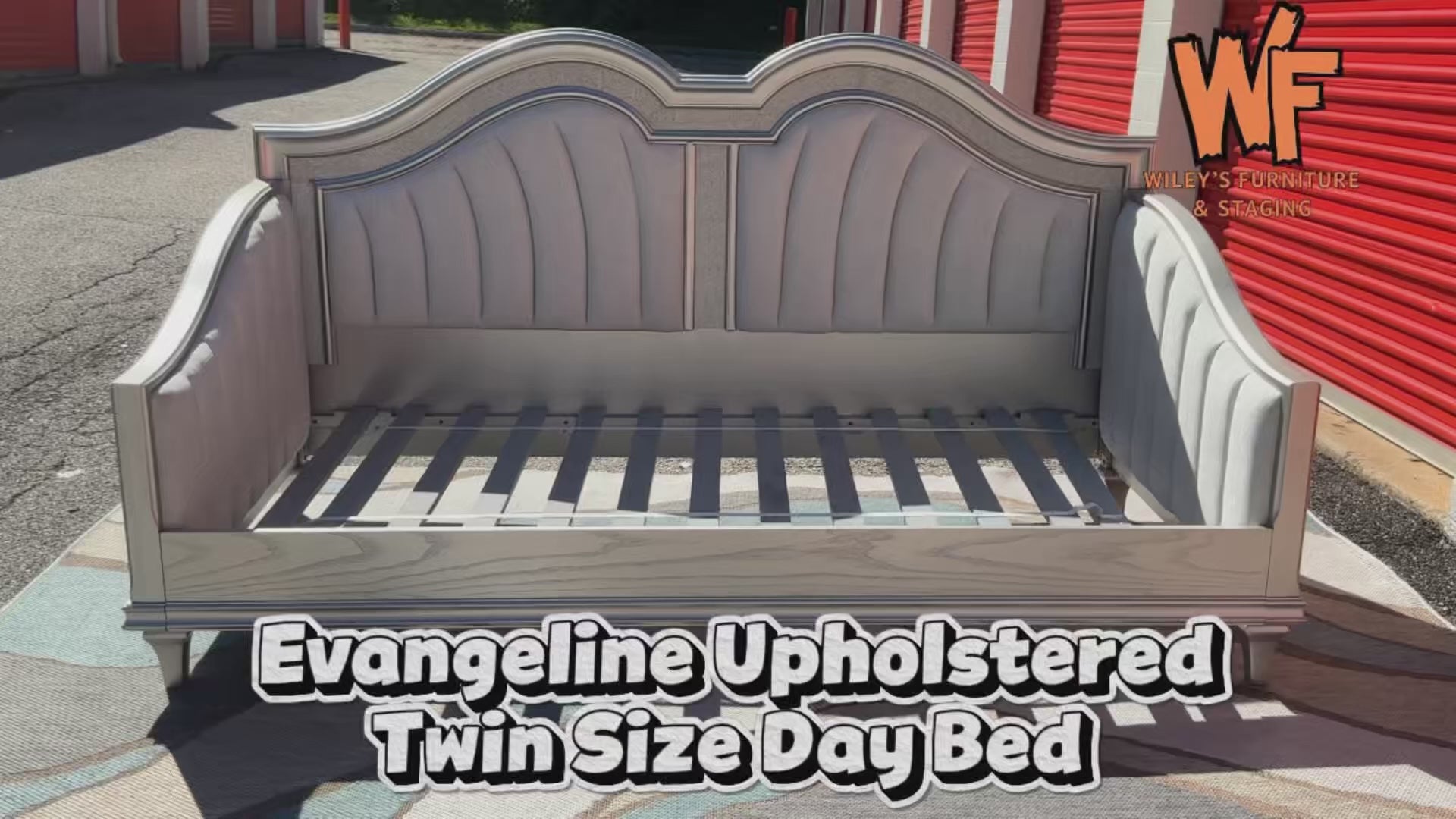 Evangeline Twin Daybed in Silver Oak